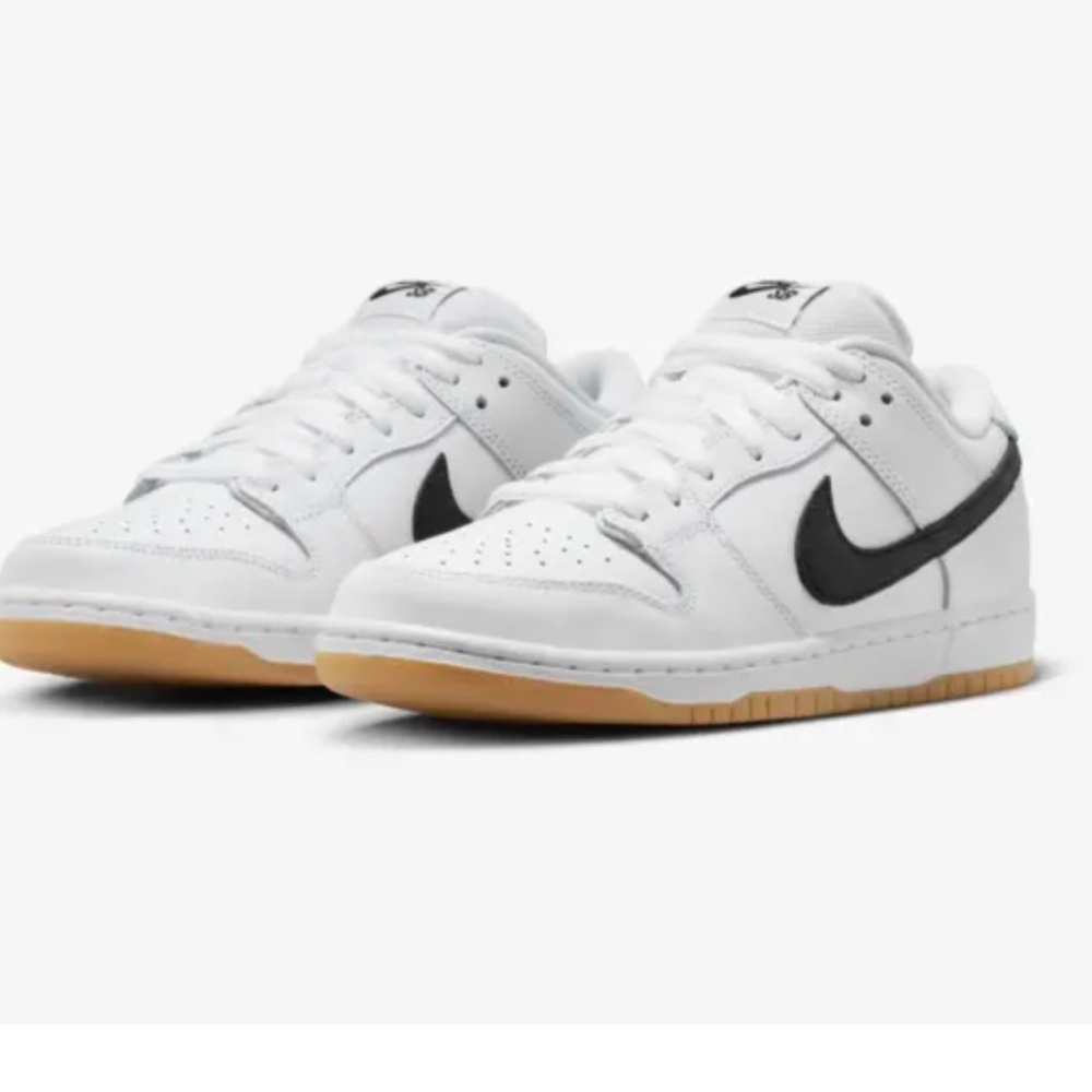 COPY - 🔥 NIKE SB DUNK LOW PRO white black gum Men’s 5.5 Women 7 BRAND NEW IN BO…
